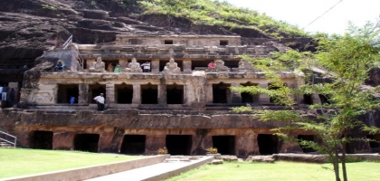 Undavalli caves 