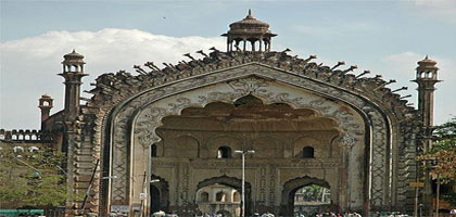 Rumi Darwaza