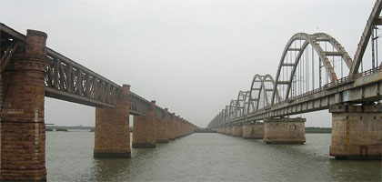 Old Godavari Bridge