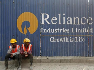 Govt to ask RIL to pay for migrated ONGC gas