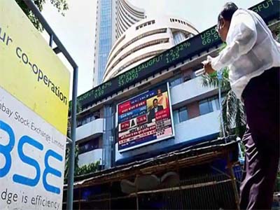 Sensex witnesses mixed trends in early trade