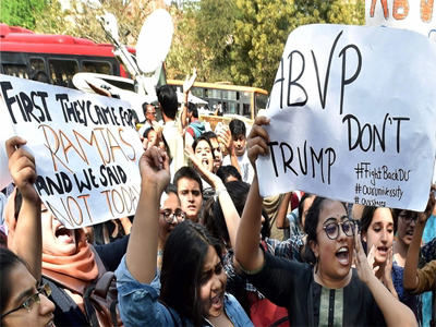 ABVP why so creepy: DU students raise cheeky slogans protesting Ramjas row