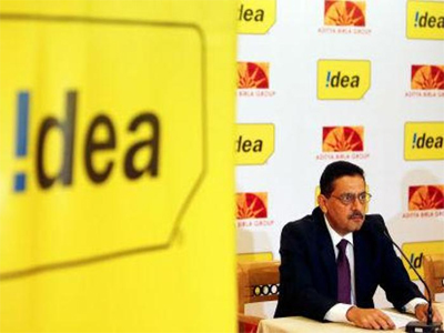 Idea's Himanshu Kapania leads race to run merged Vodafone entity