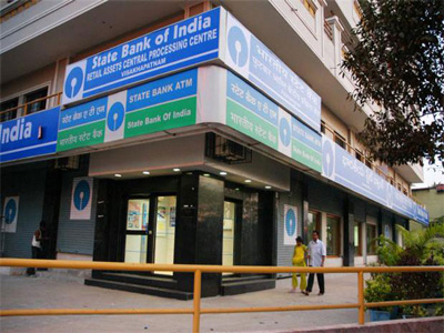 SBI weighs plan to shut, relocate 30% of its branches