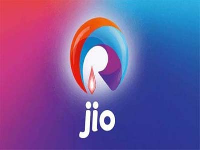 Reliance Jio extends free services, Bharti Airtel, Reliance Communications, Idea Cellular shares plunge