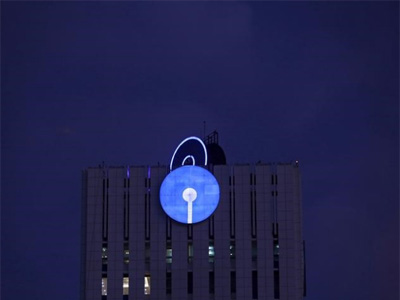 SBI to relocate 1,600 branches