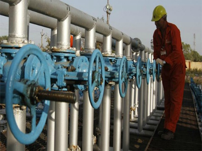 Govt to hike gas price for ONGC, RIL by 60% for undeveloped gas discoveries