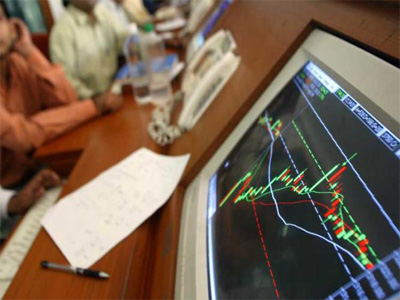 Sensex falls over 100 points, Nifty below 7,900; ITC dips 2%