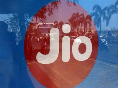 Reliance Jio again tops 4G speed test in April, beats Bharti Airtel, Vodafone