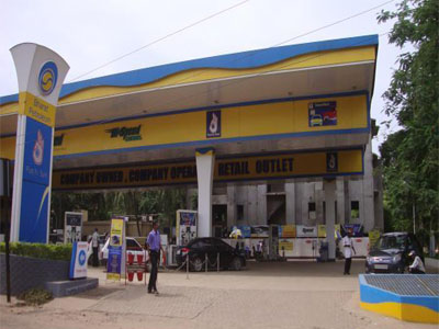 BPCL retail outlets to market financial products
