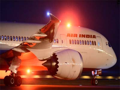 Air India to trim losses by 40% to Rs 2,000 cr in FY17