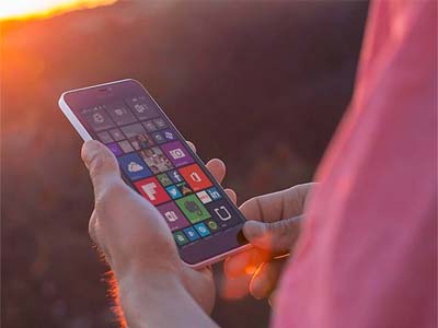 Microsoft launches LUMIA 640 4G mobile at Rs 17,399