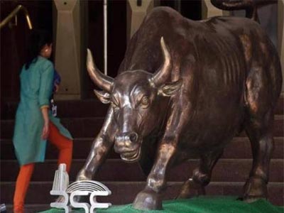 Sensex hits new record of 33,853.63, Nifty rises 34 points