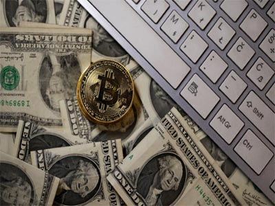 Bitcoin to start futures trading, stoking Wild West worries