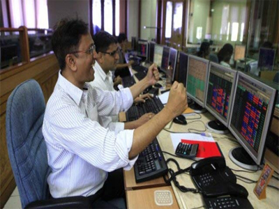 Sensex up nearly 0.5%, Nifty above 8,700 ahead of RBI policy meet