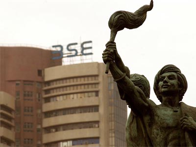 Markets continue to rally, Sensex regains 33,000-mark