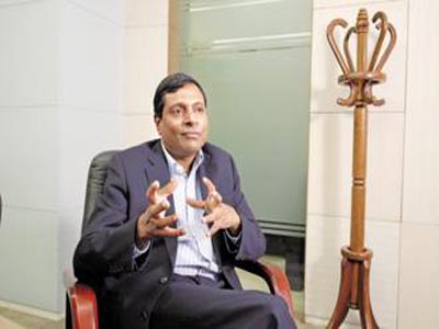 Wipro looks to better tap existing clients