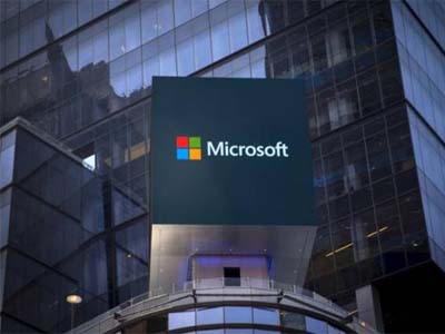 Microsoft invites developers to use machine learning, data