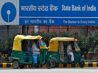 SBI directs five associate banks to clean up books before proposed merger