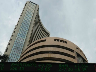 Sensex scales 30,000-mark in early trade