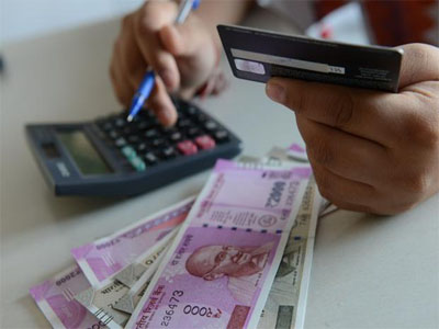 Rupee sees biggest loss against US dollar in 2017