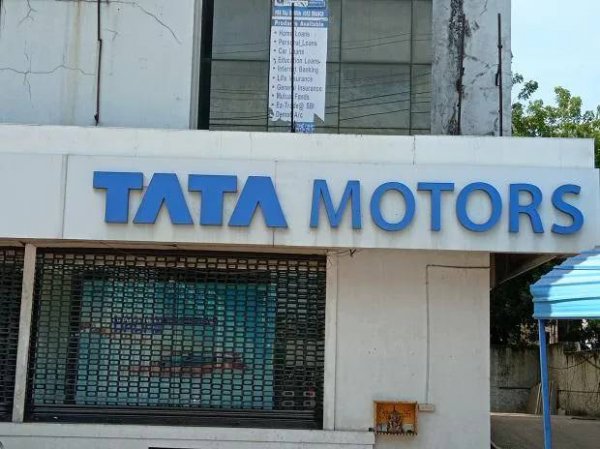 Tata Motors reports 50% jump in PV sales to 35,299 units in Dec