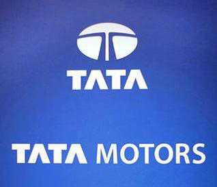 Tata Motors trade firm ahead of rights issue