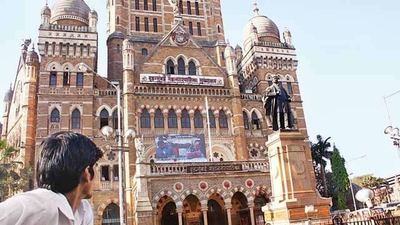 BMC leases vacant buildings in Mumbai to use them as isolation centres