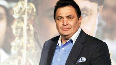 Rishi Kapoor dies after two-year battle with cancer, cremated at Mumbai's Chandanwadi crematorium