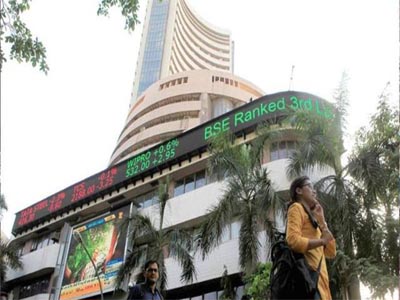 Sensex drops 57 pts in early trade on weak global cues