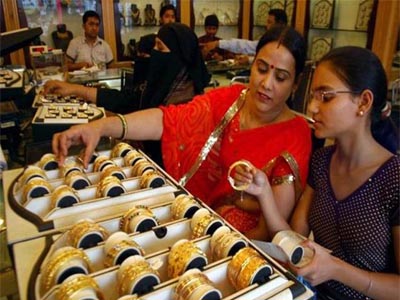 Gold demand hits seven year low in third quarter