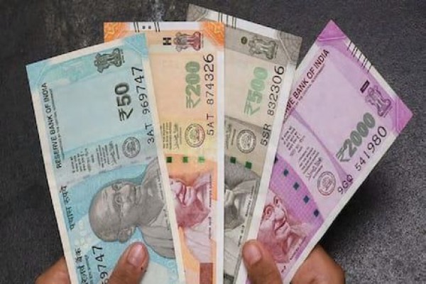 Rupee rises 16 paise to 73.39 against US dollar in early trade