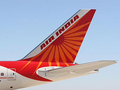 Air India loans plunge by a third to Rs 14,000 cr