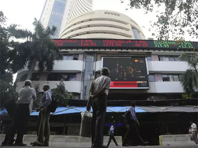 After exit poll, Sensex nosedives over 400 points, Nifty under 10,600 mark