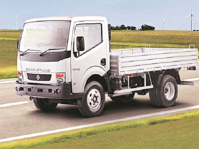 Ashok Leyland eyes one-third share of ICV market in 2 years