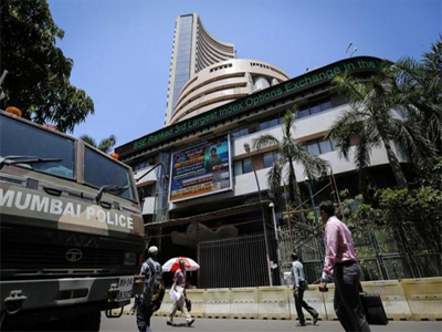 Sensex bounces 125 points, Nifty above 9,200 in early trade