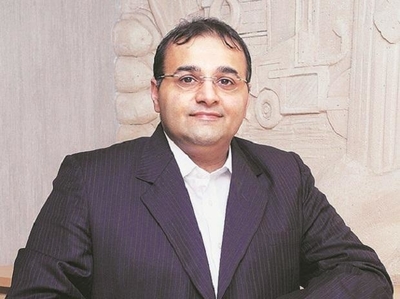 Covid-19: IPS officer sent on leave over Wadhawans' travel amid lockdown