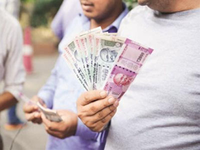 Rupee weakens against US dollar