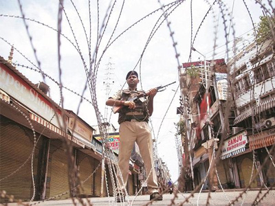 Pakistan urges US to help ease Kashmir tension, inject sanity on India side