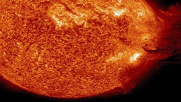 Massive solar storm may hit Earth soon, likely to cause global internet blackout