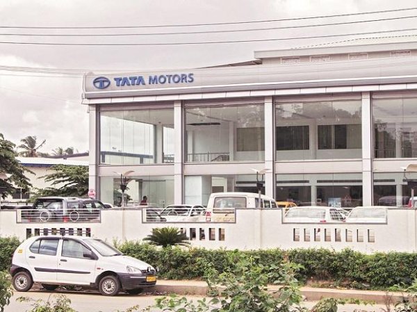 Tata Motors hits Jan 2018 high; soars 39% in a month on strong outlook