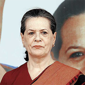 Sonia Gandhi did not want someone with independent mind as PM, claims Sharad Pawar in his new book