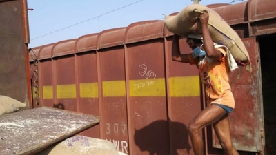 Coronavirus Outbreak: Govt approves ex-gratia compensation for over 1 lakh FCI employees, including labourers