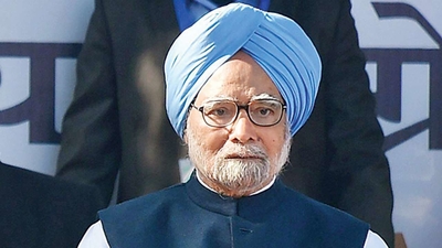 Ex-PM Manmohan Singh admitted to AIIMS after complaining of chest pain