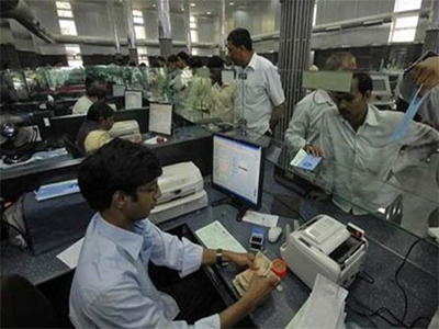 TCS, Infosys, Wipro, others to report subdued Q1 numbers; EBIT margins may compress due to wages, visa costs, rising rupee