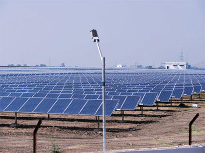 Solar power tariff falls to record low of Rs3.15 a unit