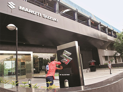 Maruti drives past 50% market share