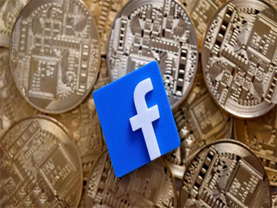 Trump blasts Bitcoin, Facebook's Libra, demands they face banking regulations
