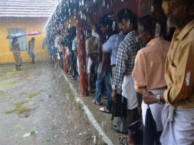 Karnataka elections 2018: Rains fail to dampen voters’ spirit