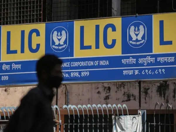 LIC IPO issue price set at Rs 949; may get listed on Tuesday: Report